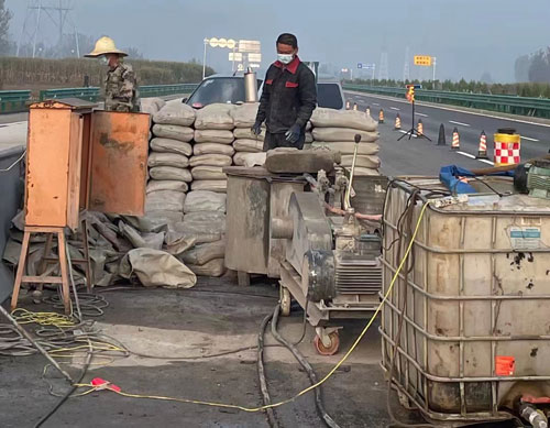 鄂城高速路病害处理